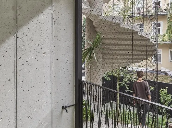 Stilvoll Und Luftig Im Herzen Von Lägenhet *